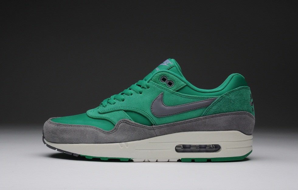 Nike Air Max 1 'Holiday Pack'