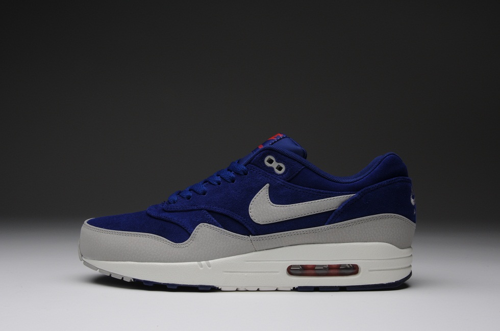 Nike Air Max 1 'Holiday 'Pack