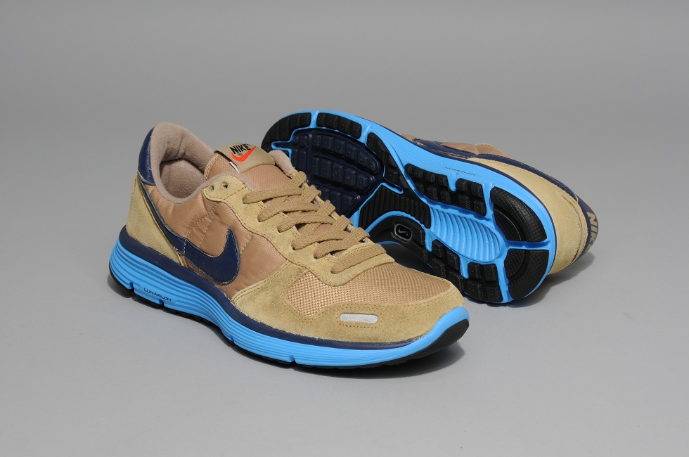 Nike Vortex Vintage Lunar QS