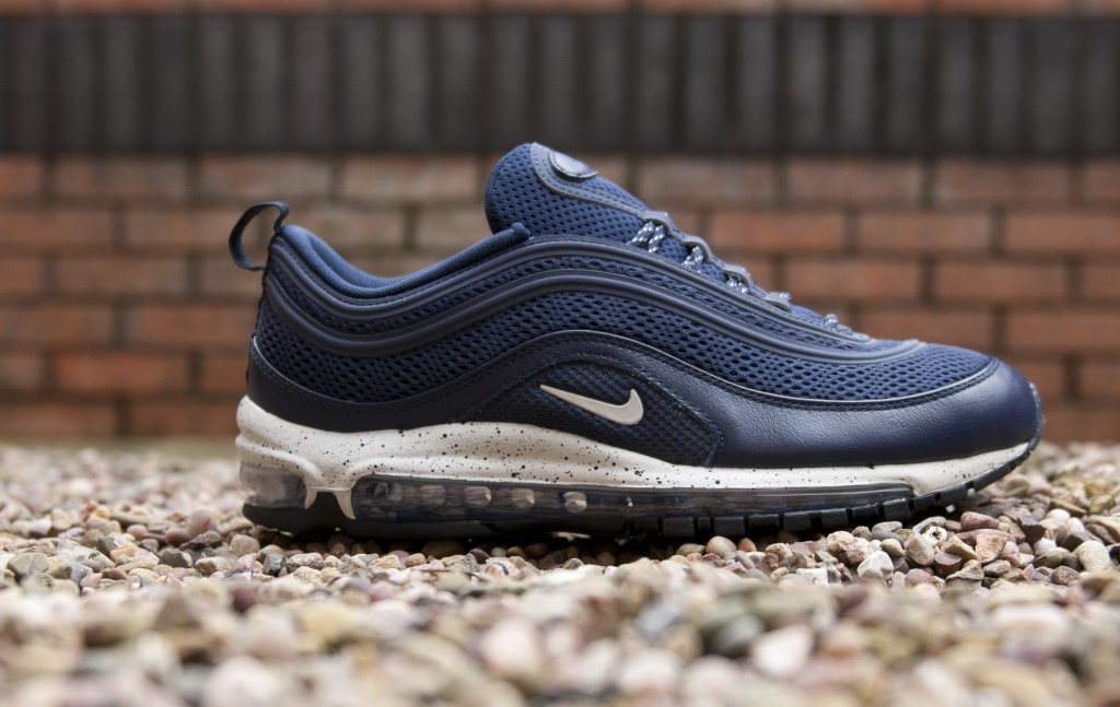 Nike Air Max Engineered Mesh