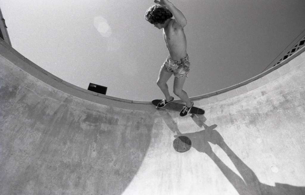 【希少本】Craig Fineman pools Craig Fineman POOLS Hardcover 1st Ed. Stussy dogtown alva