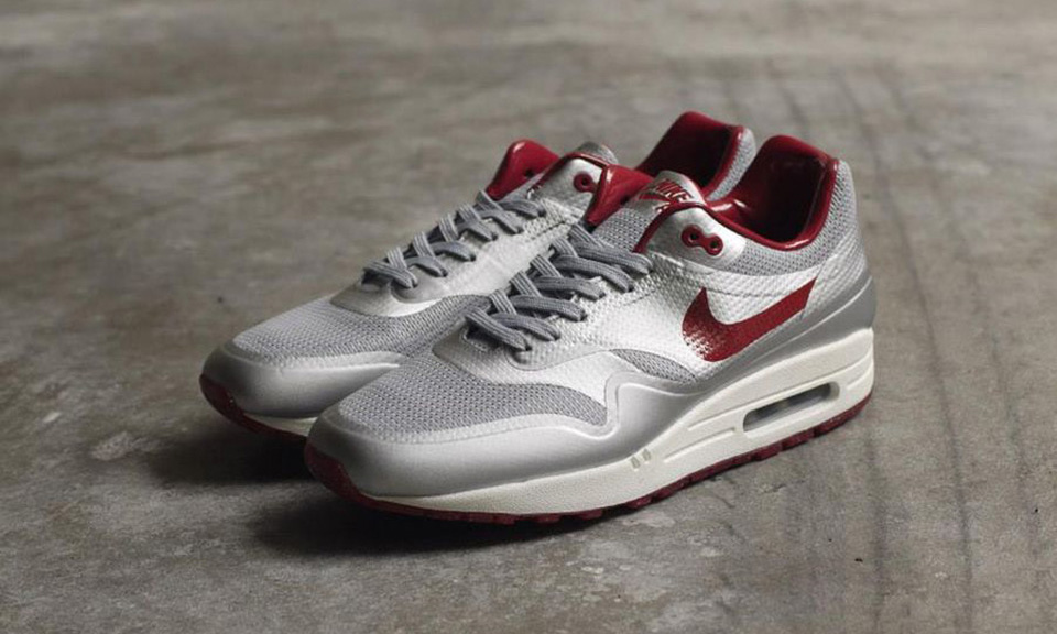 Nike Air Max 1 Hyperfuse QS “Night Track” Pack