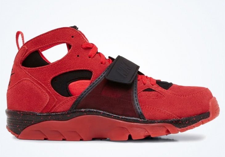 nike-air-trainer-huarache-love-hate-release-date-01
