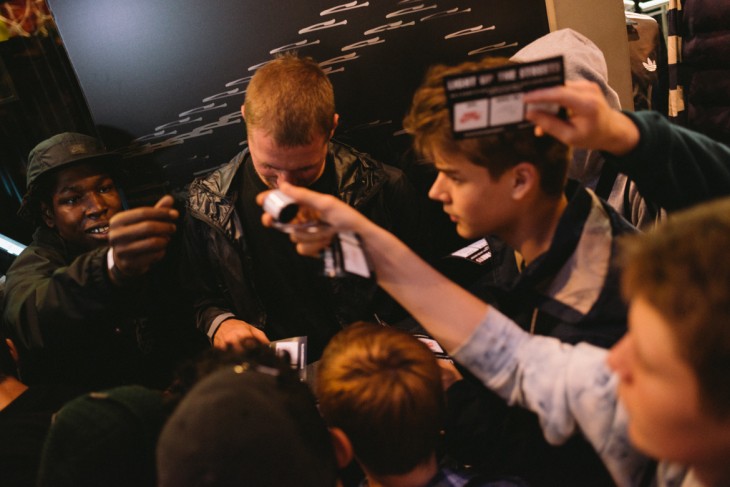 _IHC7621e-Nike-SB-Light-Up-The-Streets-London-2014-Photographer-Maksim-Kalanep