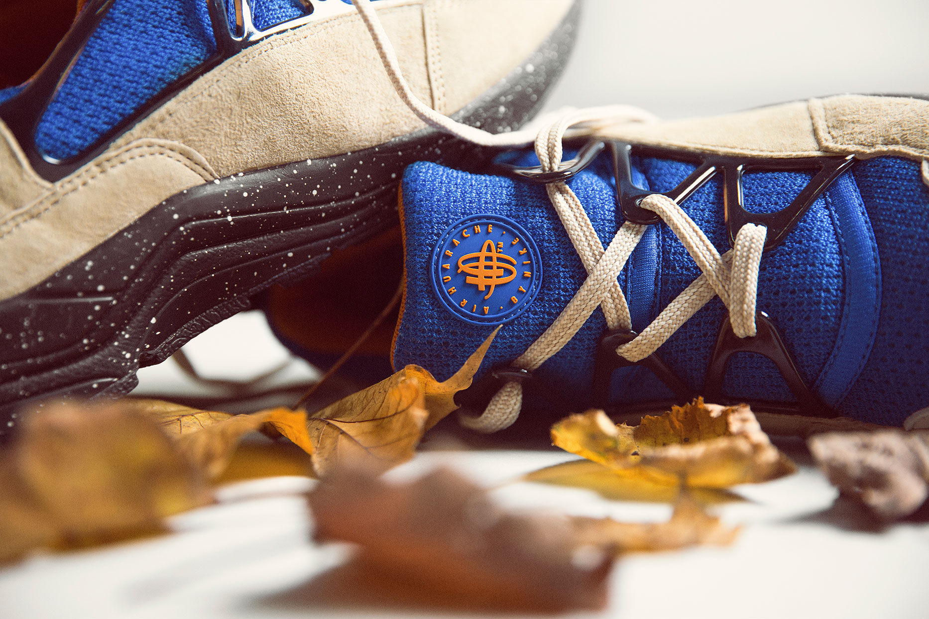 Nike-Air-Huarache-Light-2