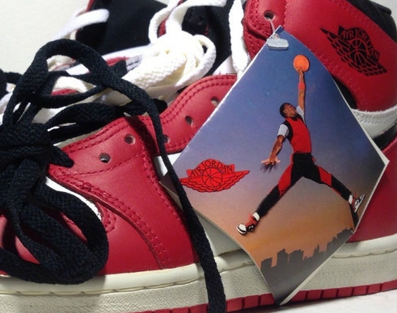 air-jordan-1-with-jumpman-hangtag