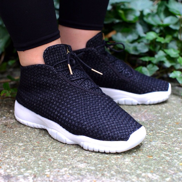 10860133_1527038257550384_1042887942_n