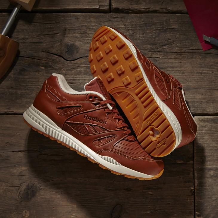 0302_reebok-reupholstered-brown