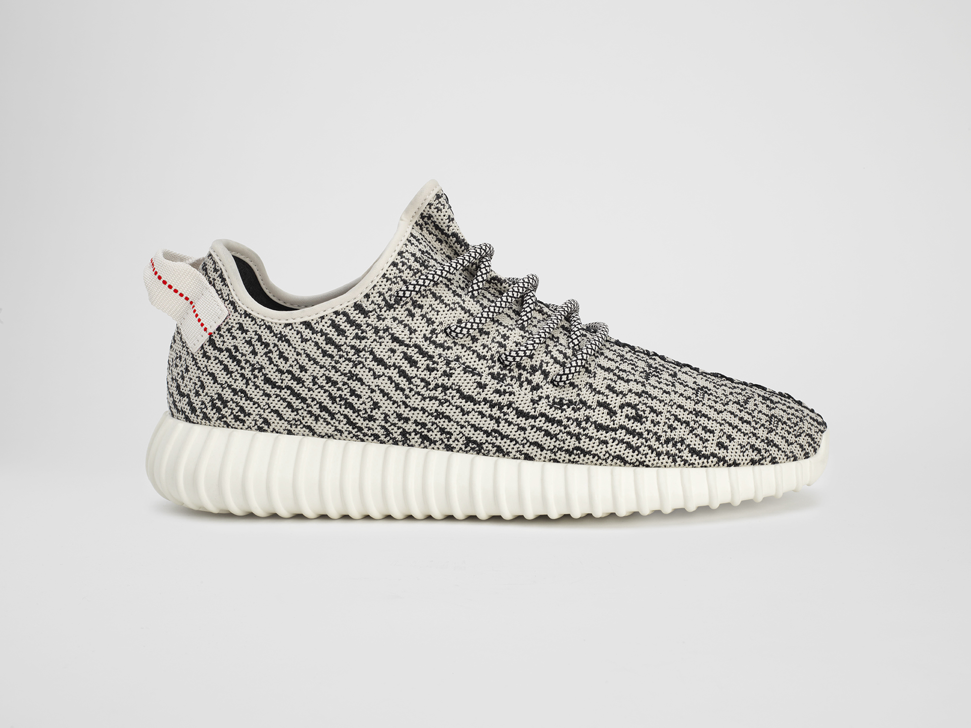 YZY350_WHITE_002