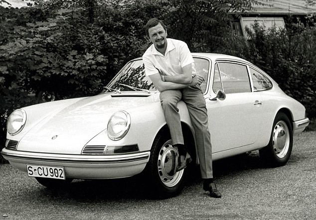 article-2125746-127B7BE7000005DC-175_634x460