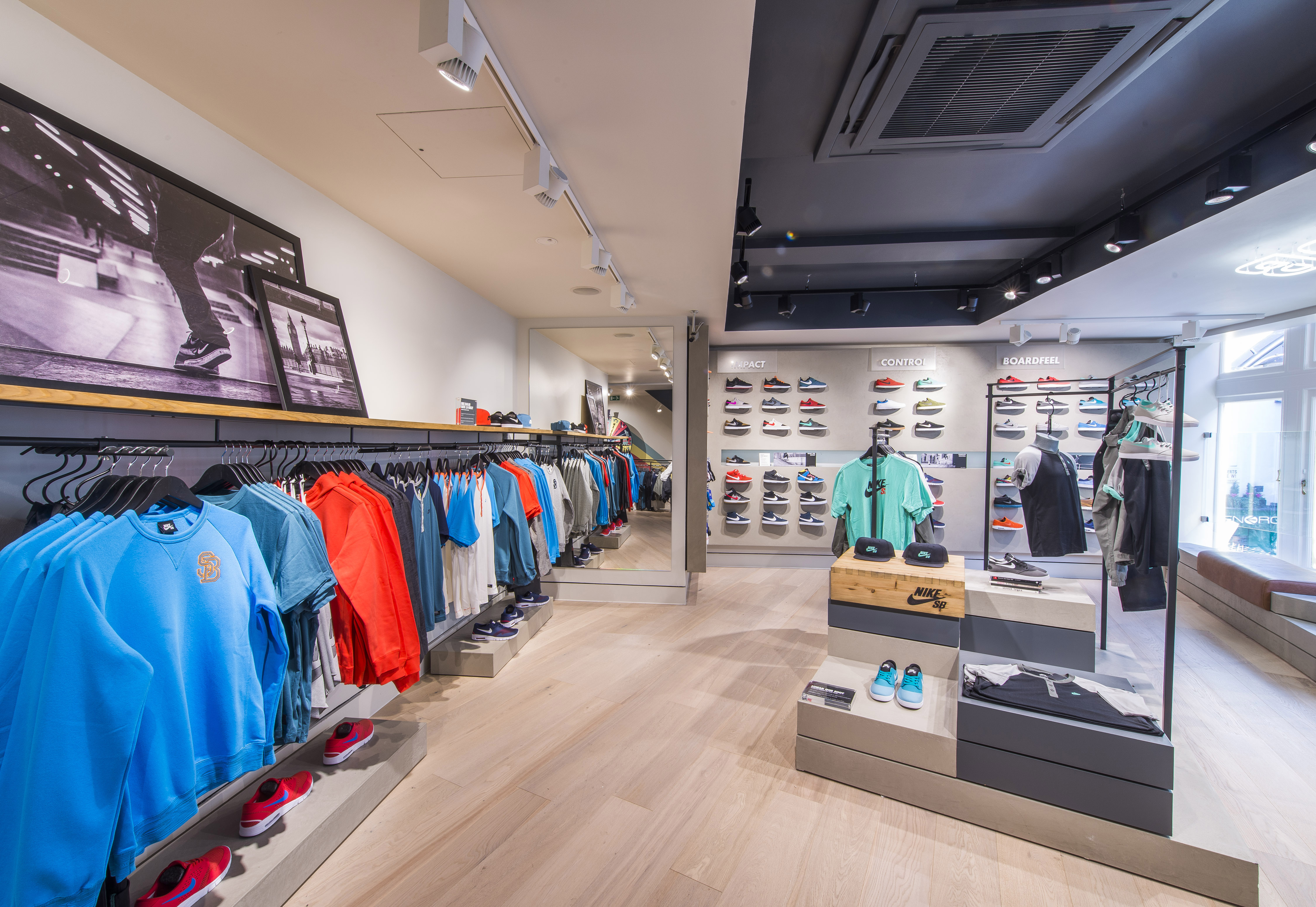 Nike_SB_Size_CarnabySt_26.02.14-030