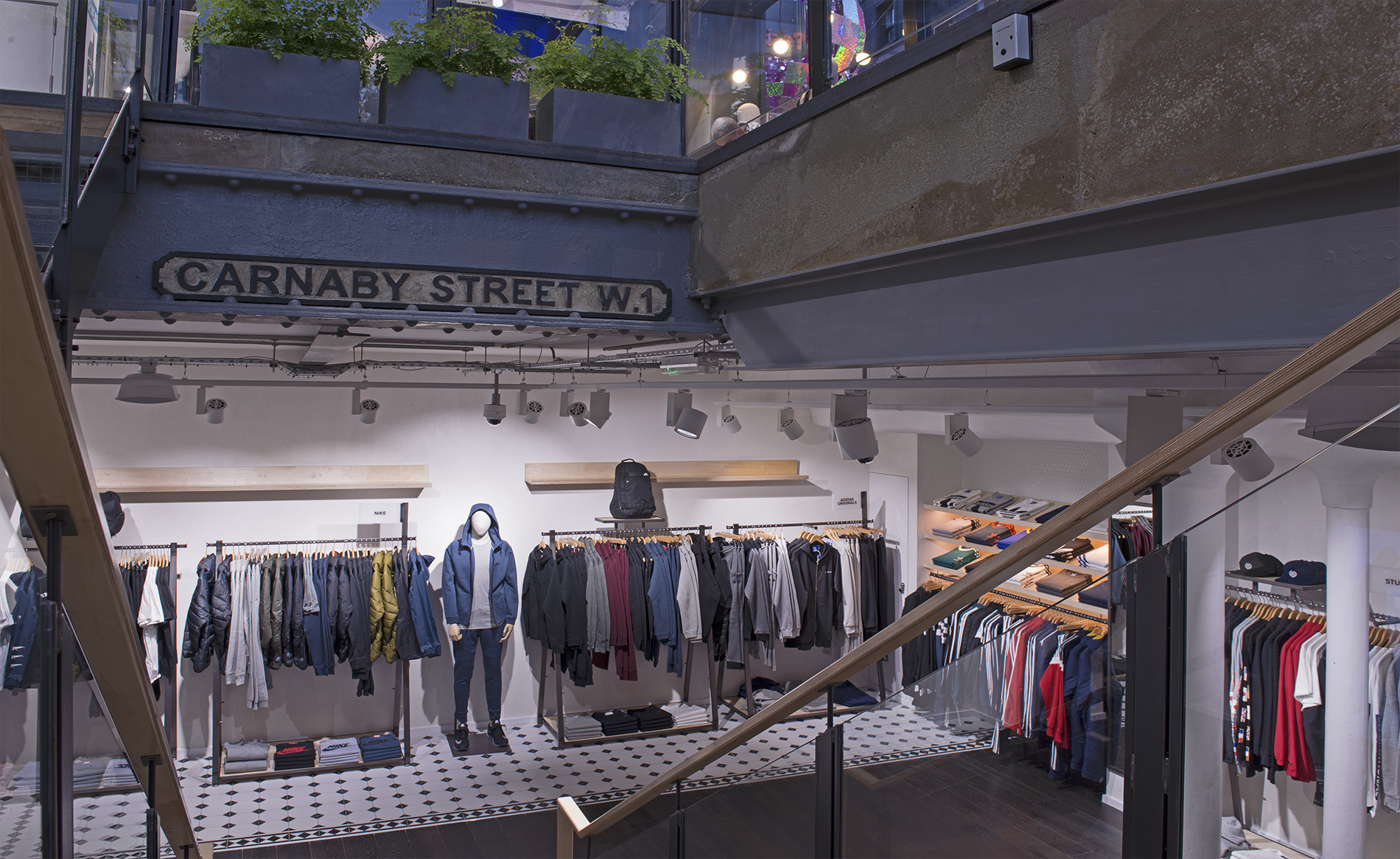 SIZE_CARNABY_DSC_2094_LR