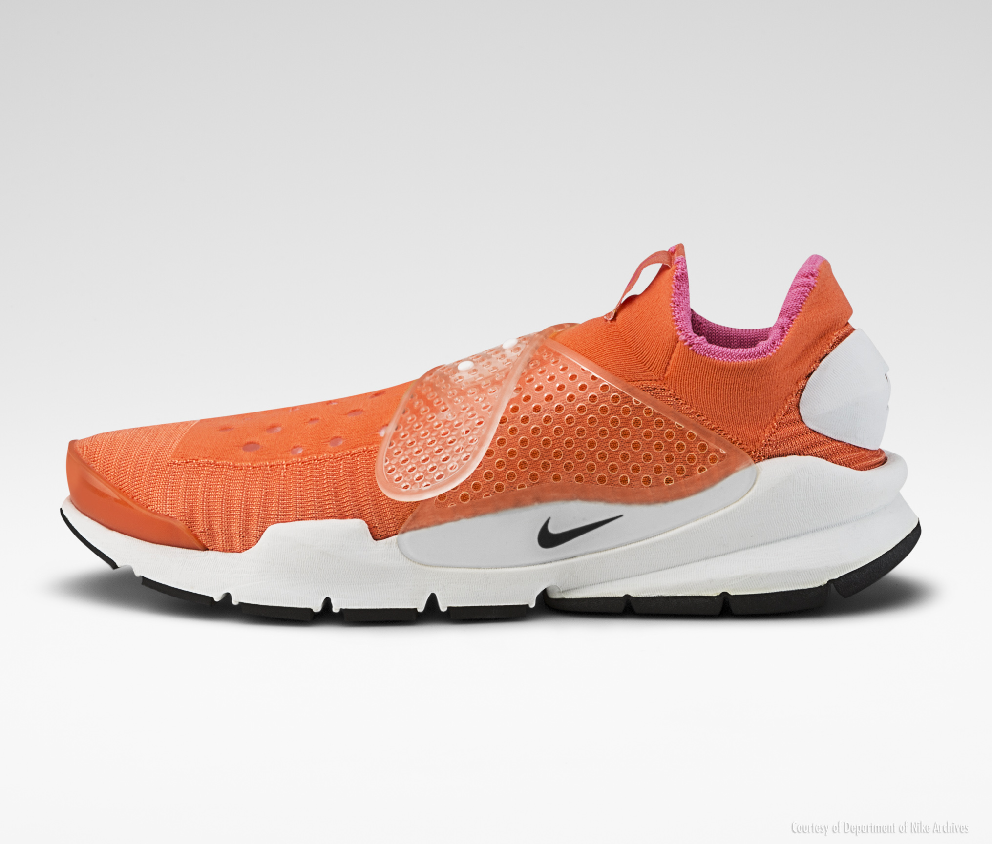 HTM_NIKE_SOCK_DART_4_original
