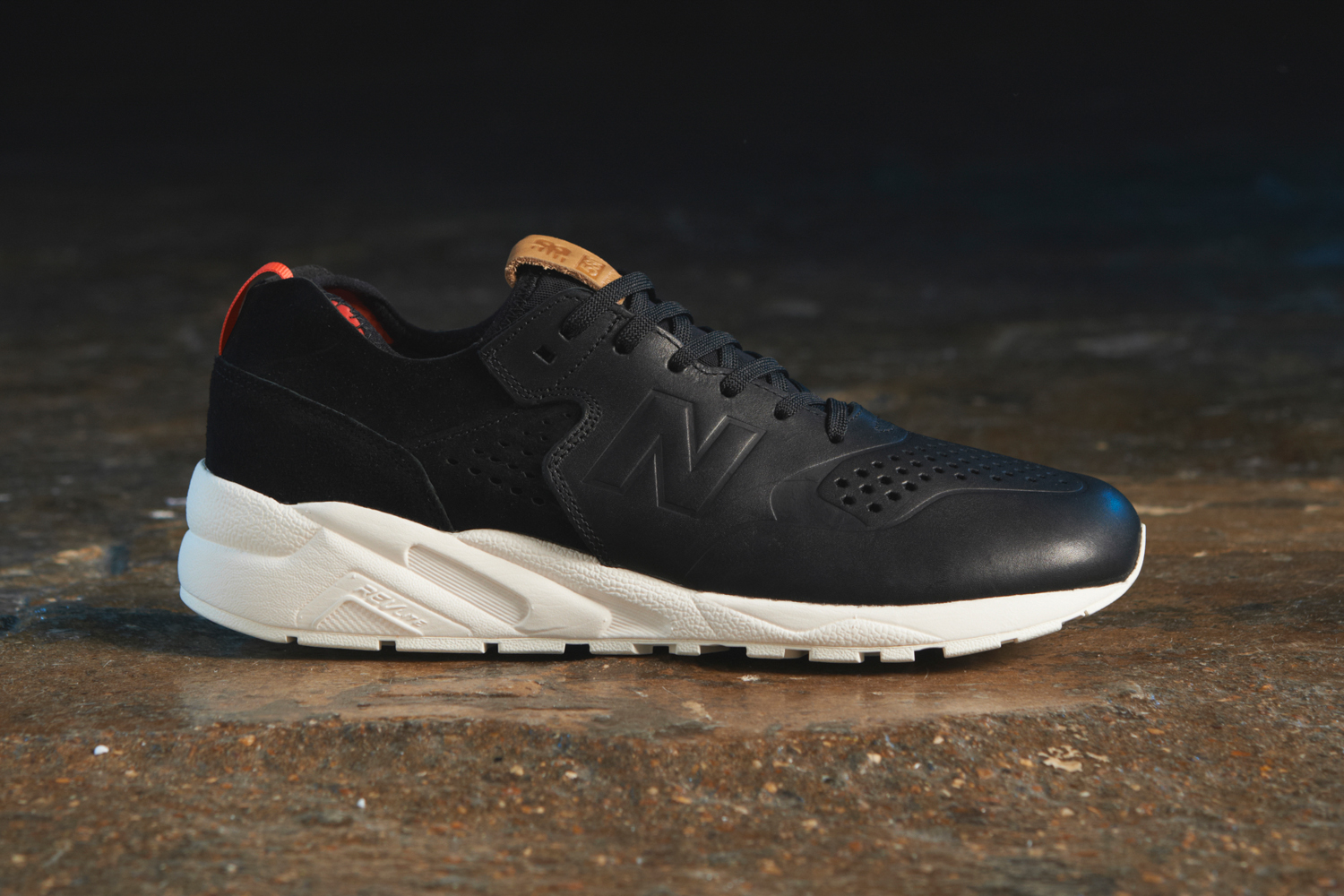 size_new_balance_580_reengineered-7