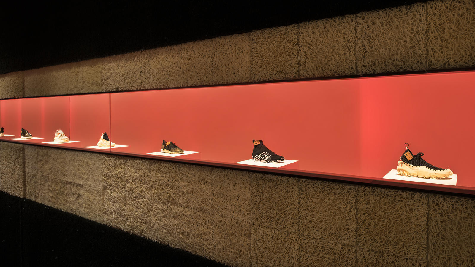 29-SENSATION_ROOM_hd_1600_hd_1600