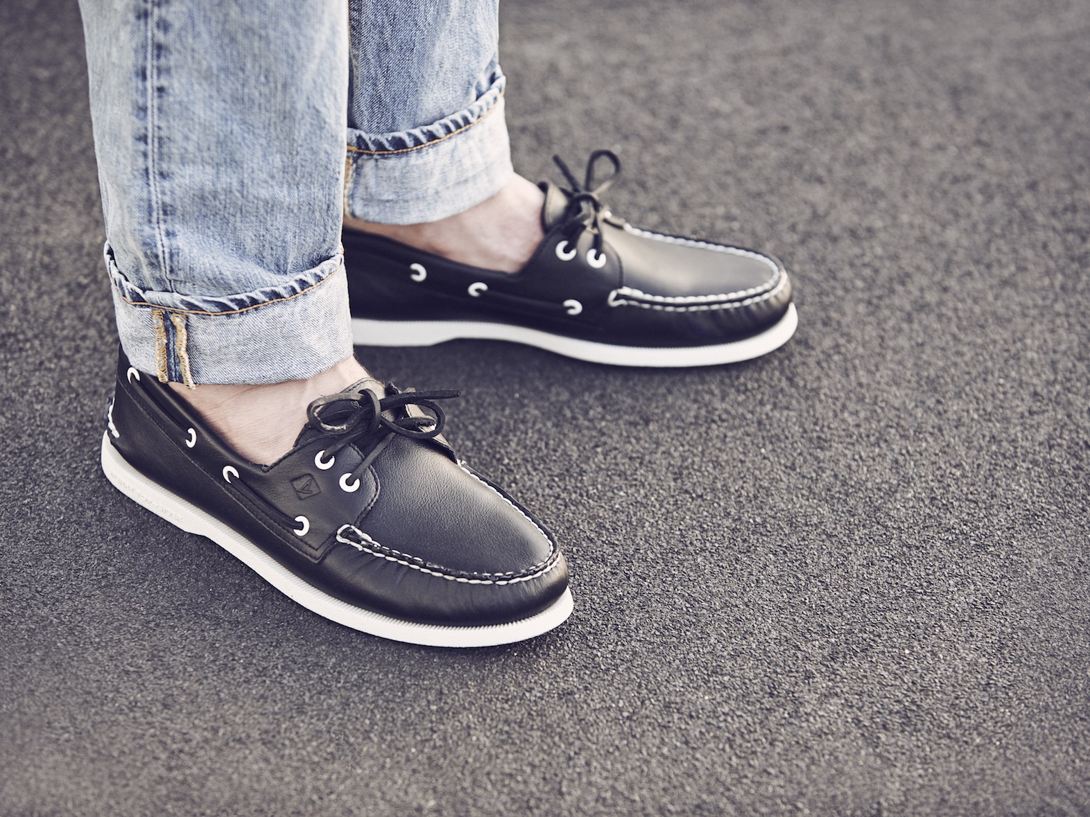 AO_2EYE_BLACK_02_110