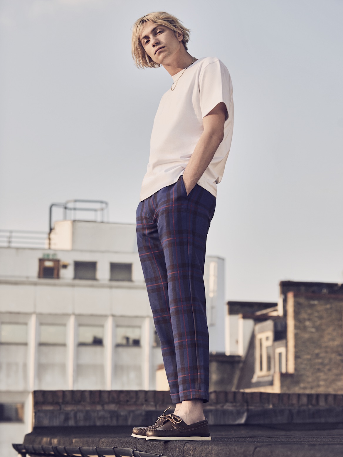 AO_2EYE_BROWN_01_003 2