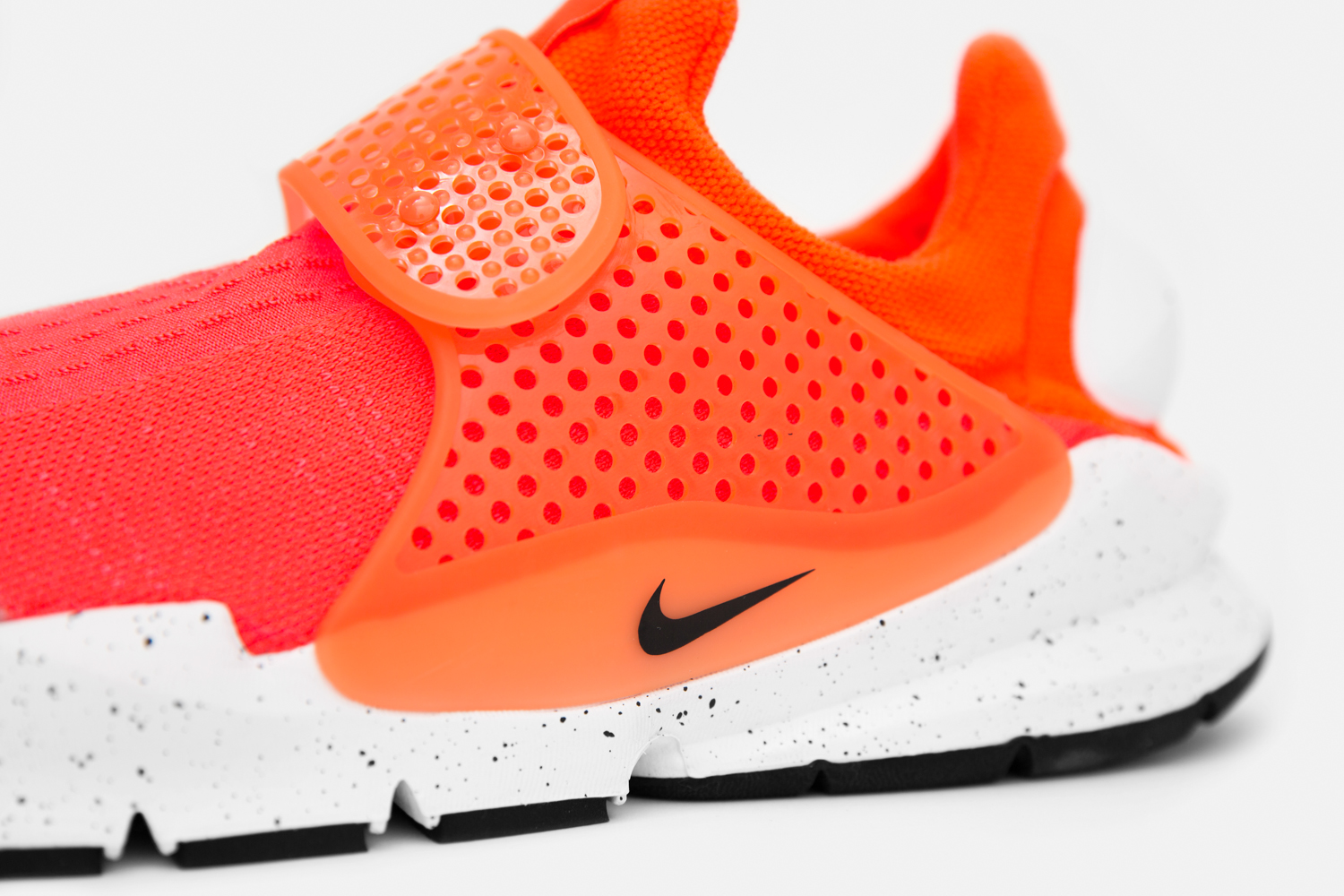 Nike_sock_dart_crimson_blue_size-3