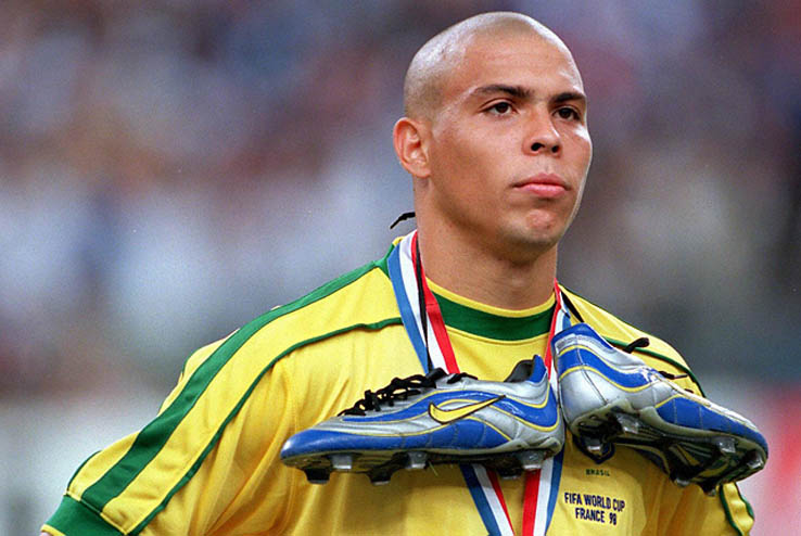 1998 World Cup Final, St, Denis, France, 12th July, 1998, France 3 v Brazil 0, Brazil's Ronaldo stands dejected at the end with silver boots and silver medal (Photo by Popperfoto/Getty Images)
