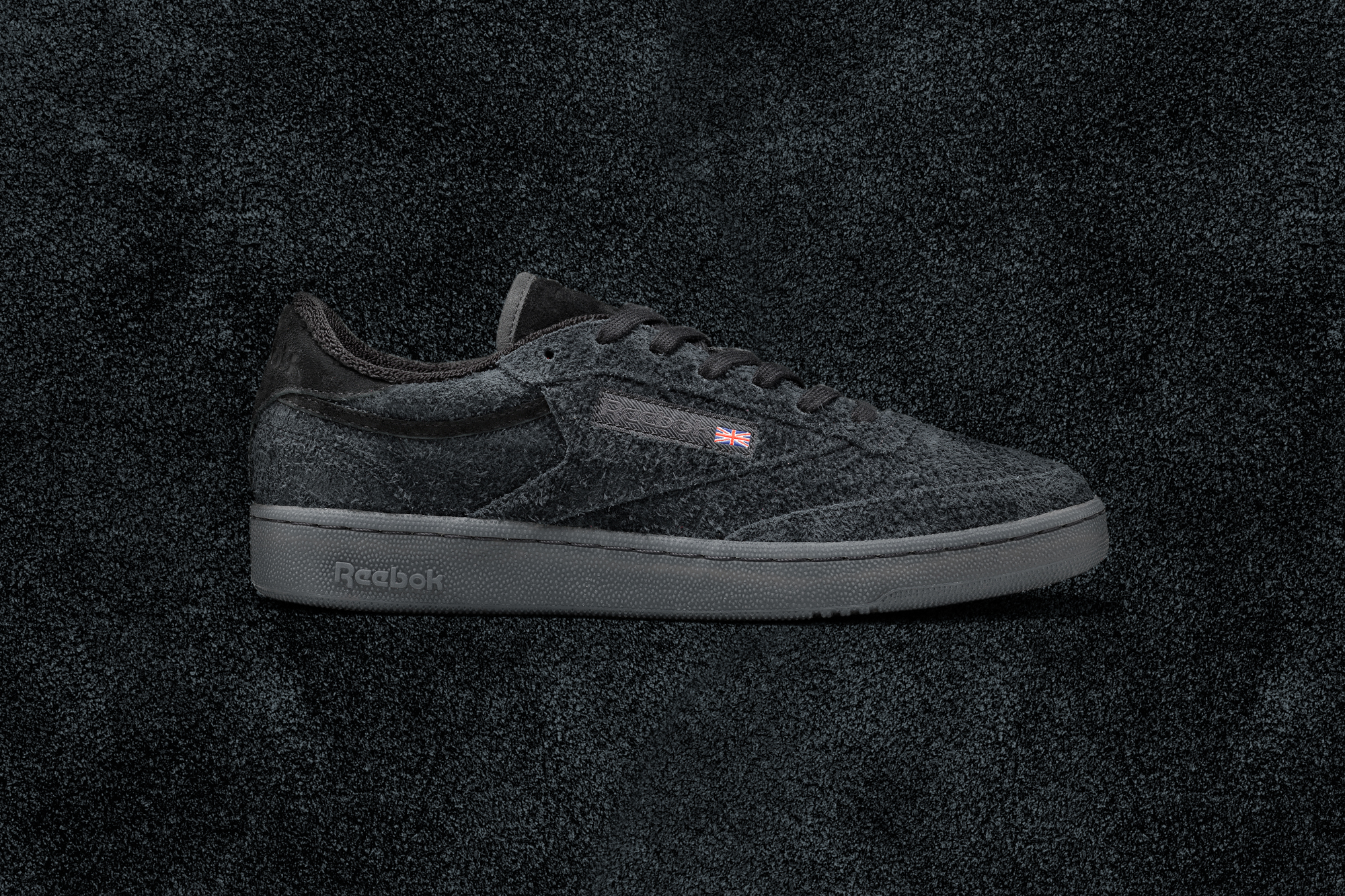 size_exclusive_Reebok_Club_c_Teasle_Suede-4