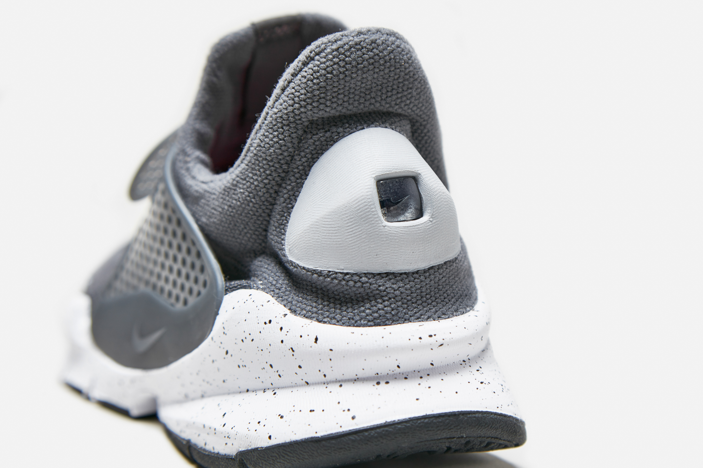 nike_sock_dart_grey_triple_black_Green_size-9