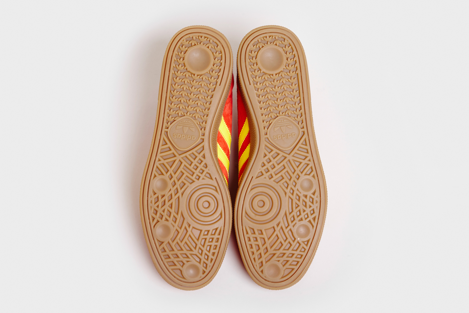 size_exclusive_adidas_originals_archive_Munchen-14