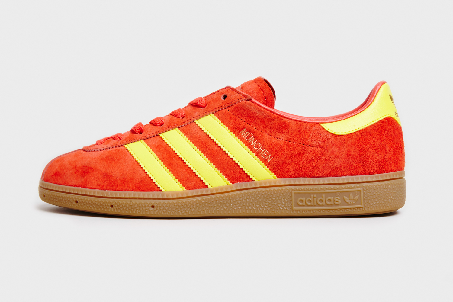 size_exclusive_adidas_originals_archive_Munchen-8