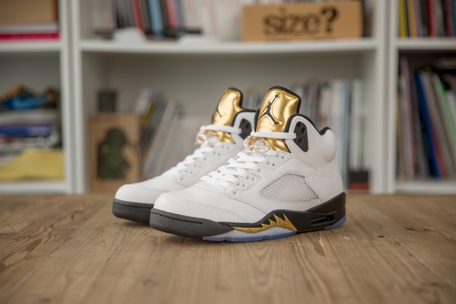 Nike_Air_Jordan_5_retro_og_gold_olympic_resize-2