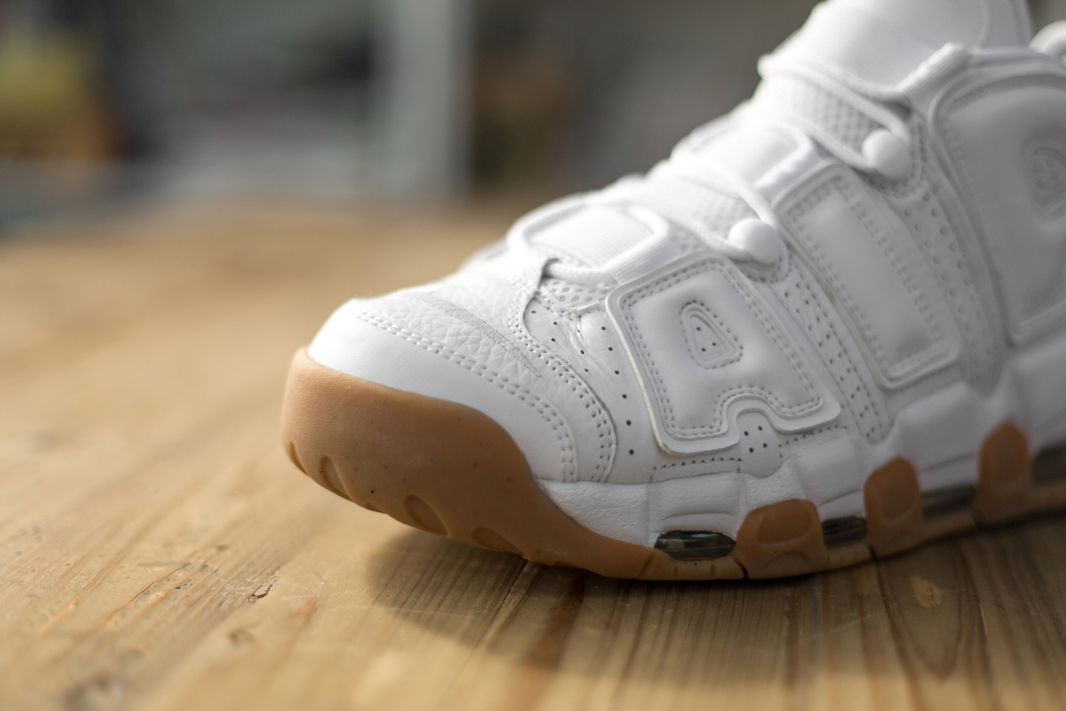 Nike_Air_More_Uptempo_White_Gum-5