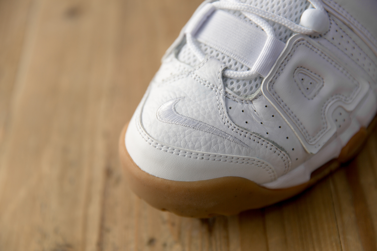 Nike_Air_More_Uptempo_White_Gum-6