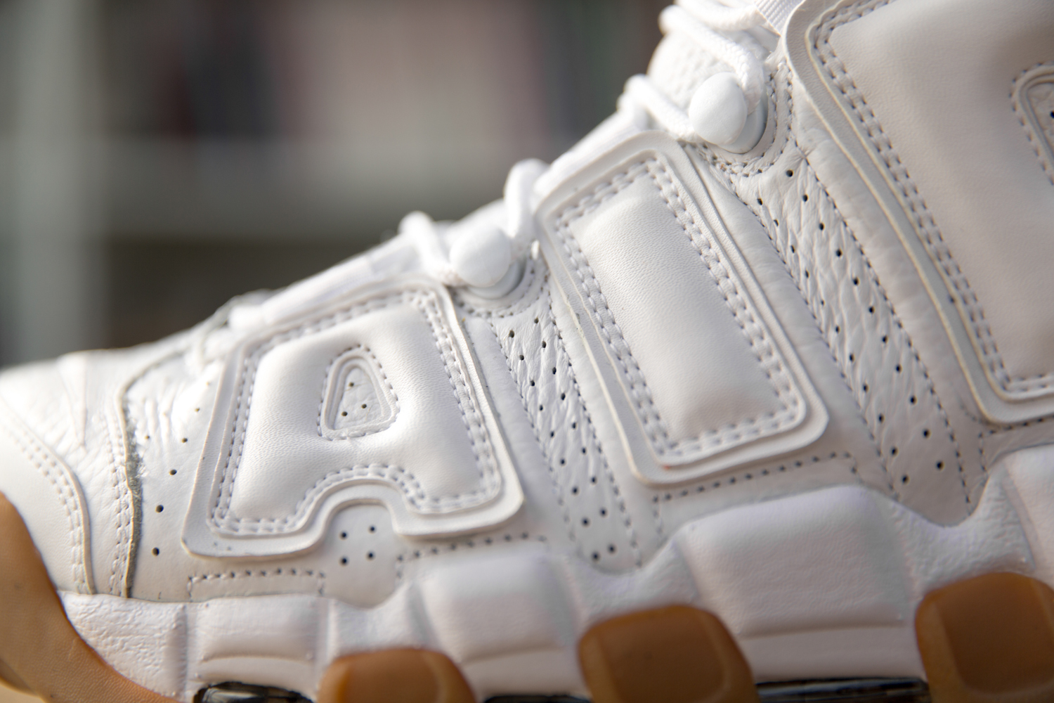 Nike_Air_More_Uptempo_White_Gum-7