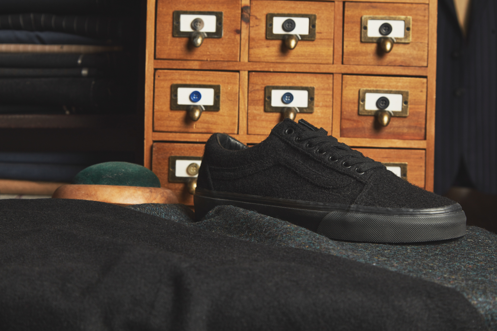 size_exclusive_vans_wool_pack_old_skool-3
