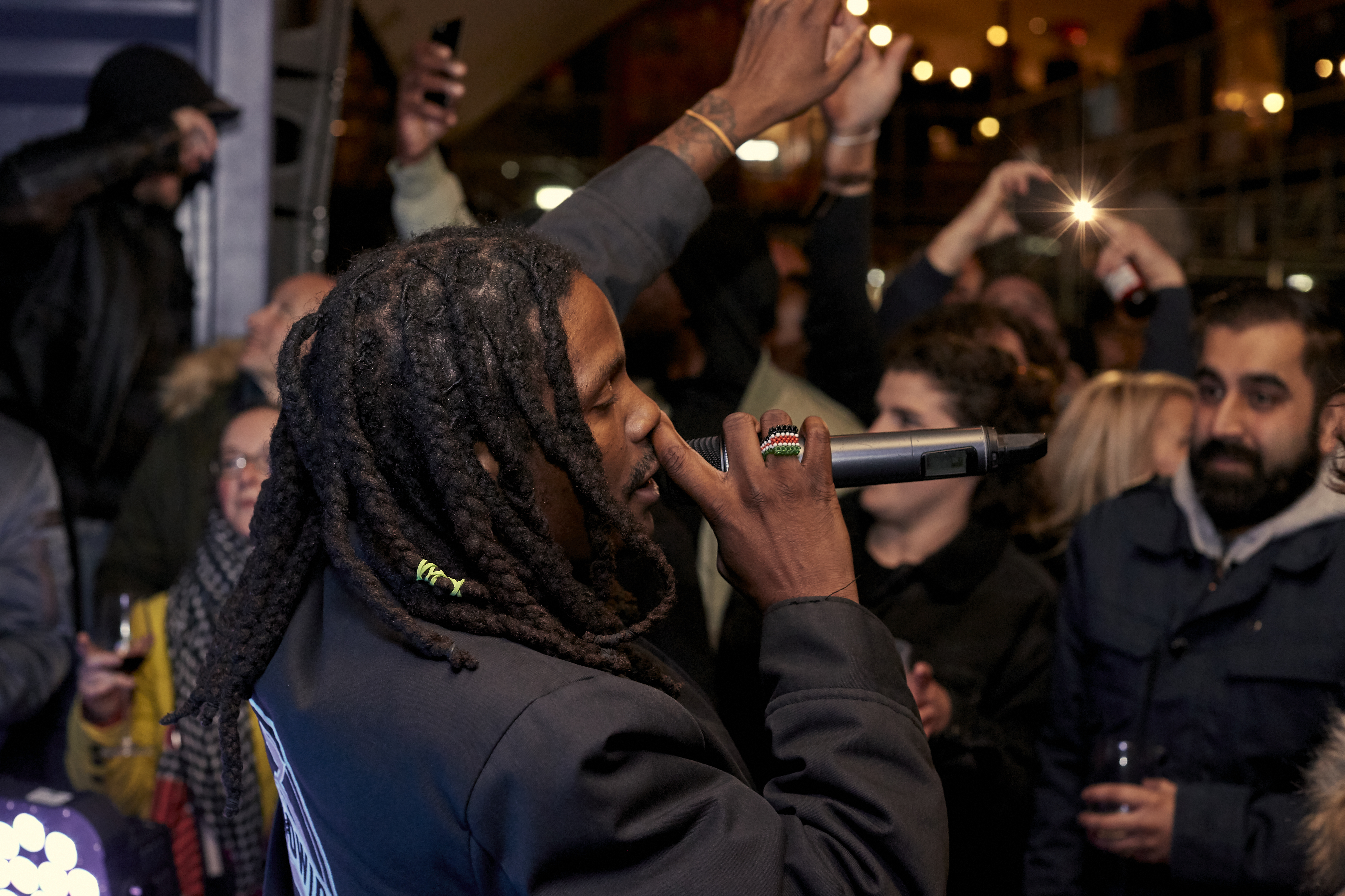 Dayne Jordan performing