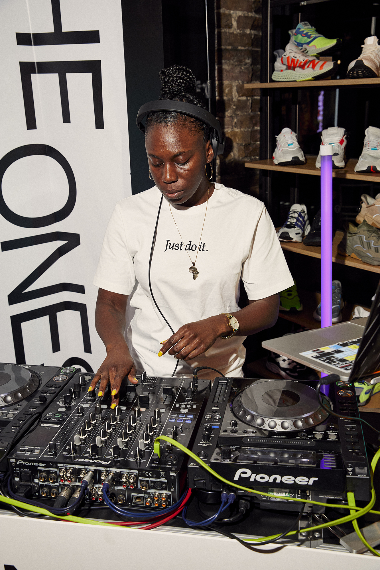 Miraa May - size? sessions Carnaby Street Raechel Hanson DJ