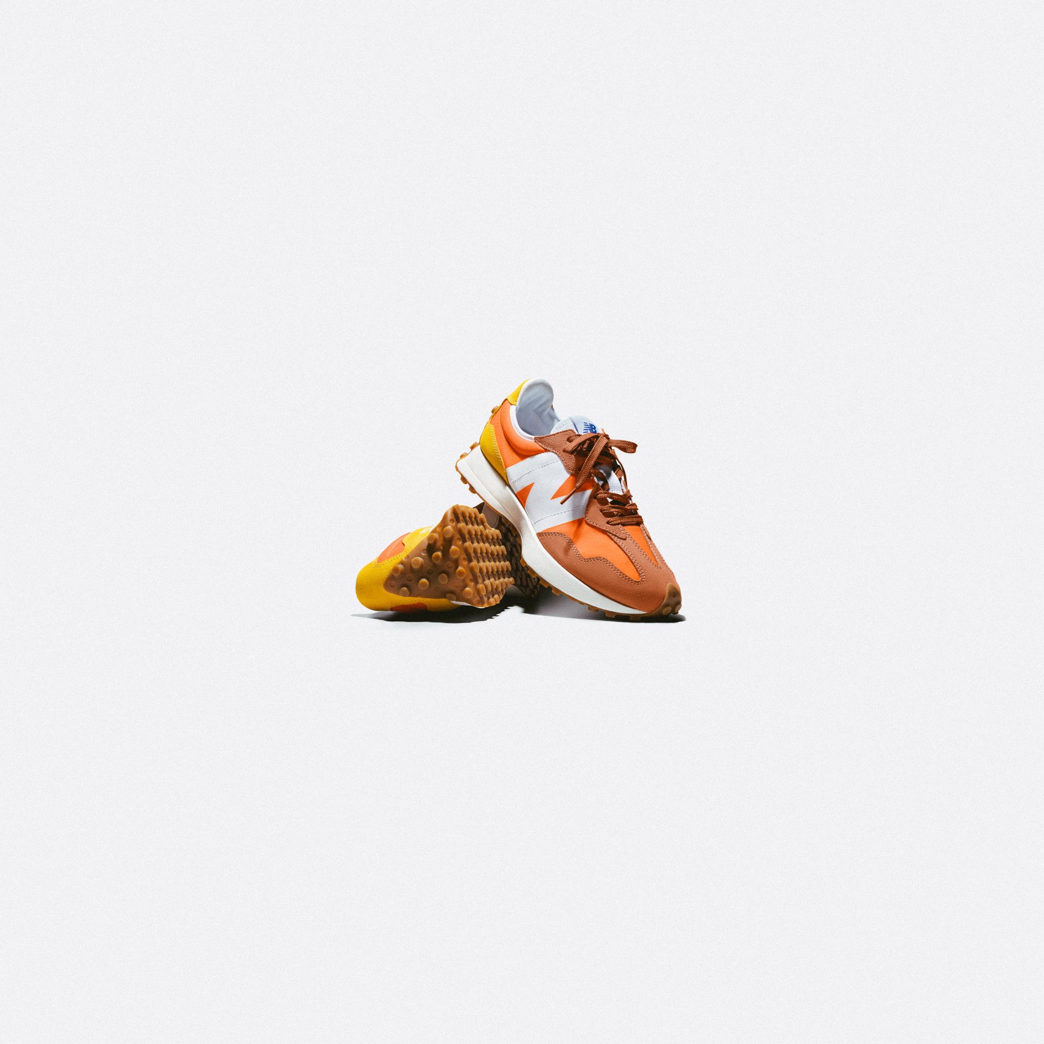 New Balance 327 Orange/white
