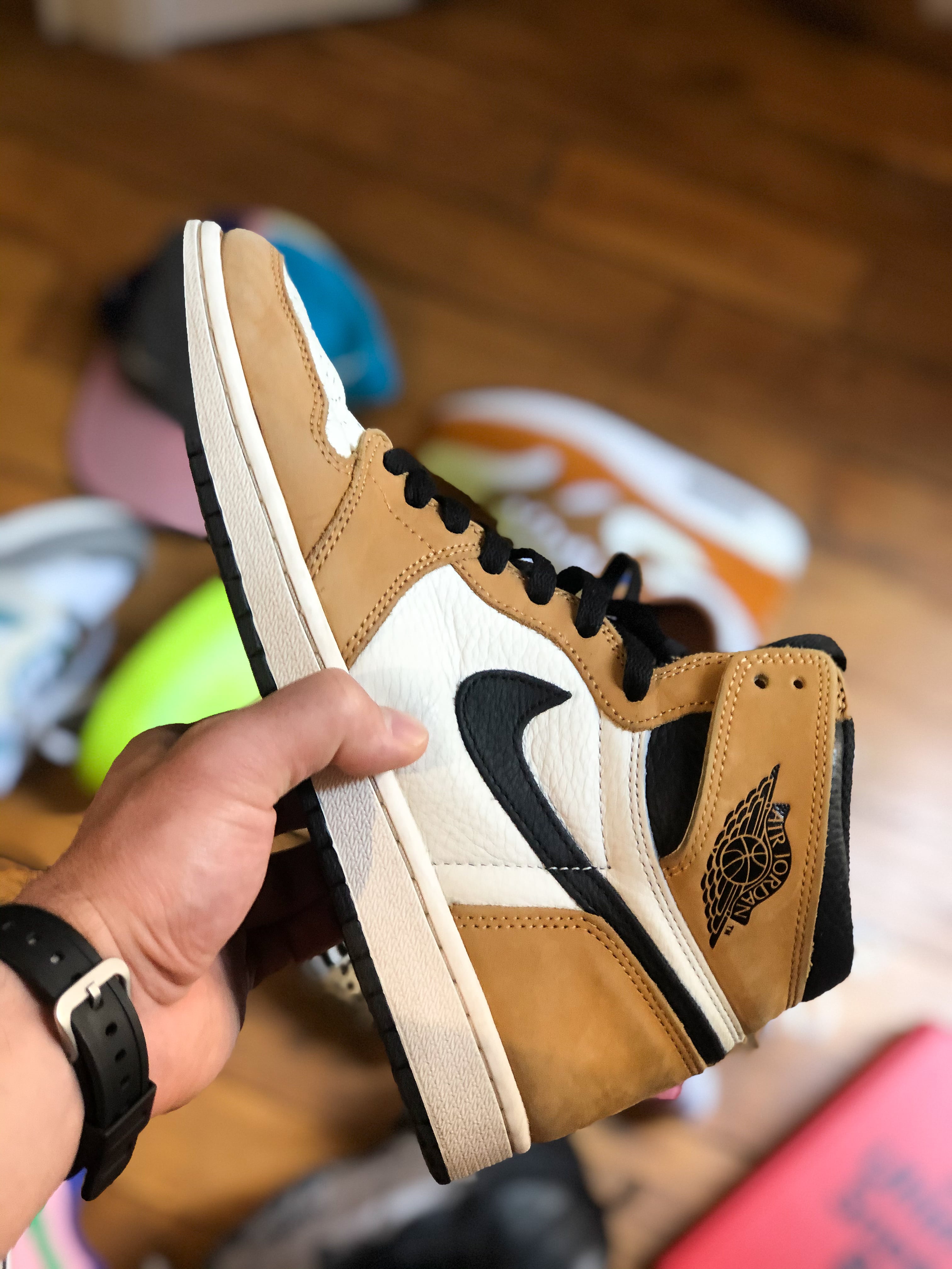 Nike Air Jordan 1 High 'Rookie Of the Year' - 2018