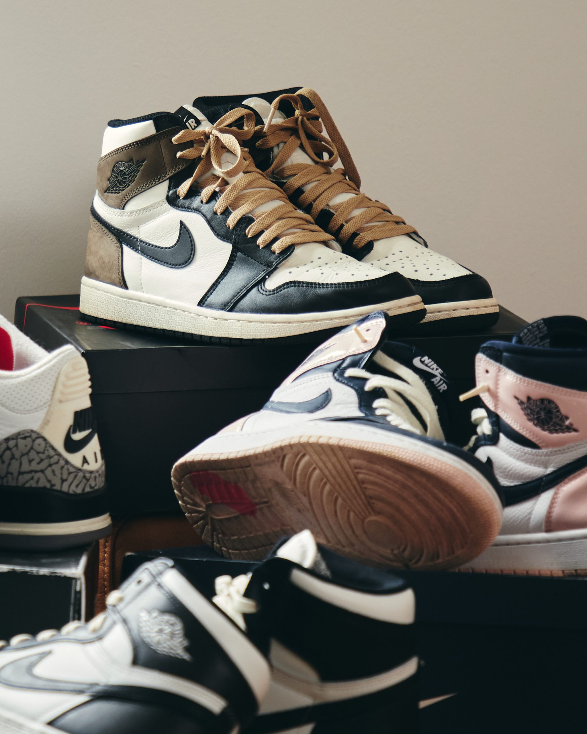 Air Jordan 1 trainers