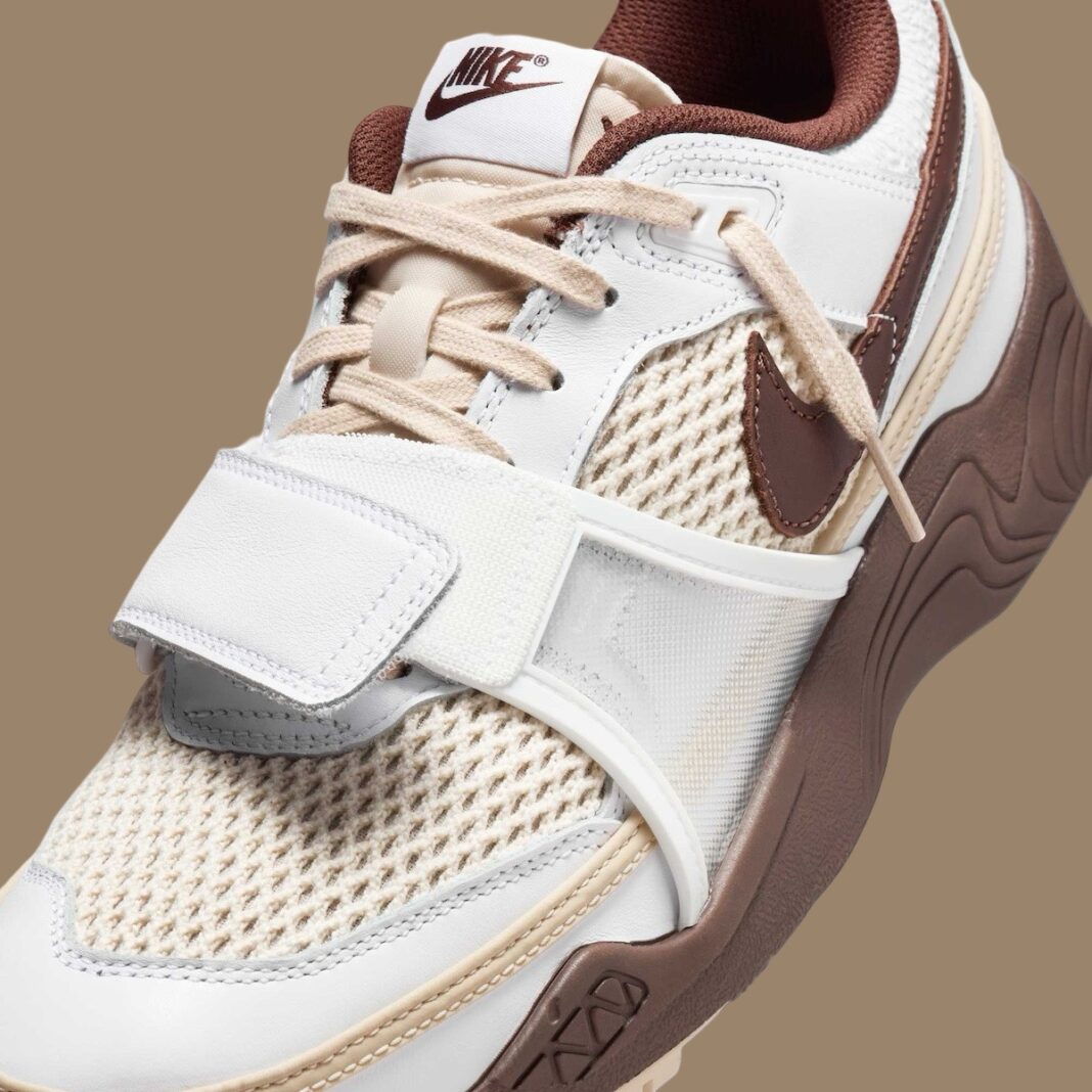 Nike x Travis Scott Zoom Field Jaxx 'Light Chocolate' - size