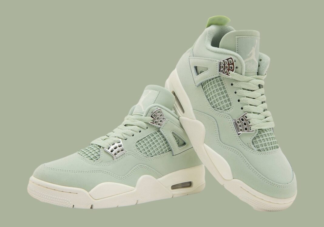 Air Jordan 4 'Seafoam'