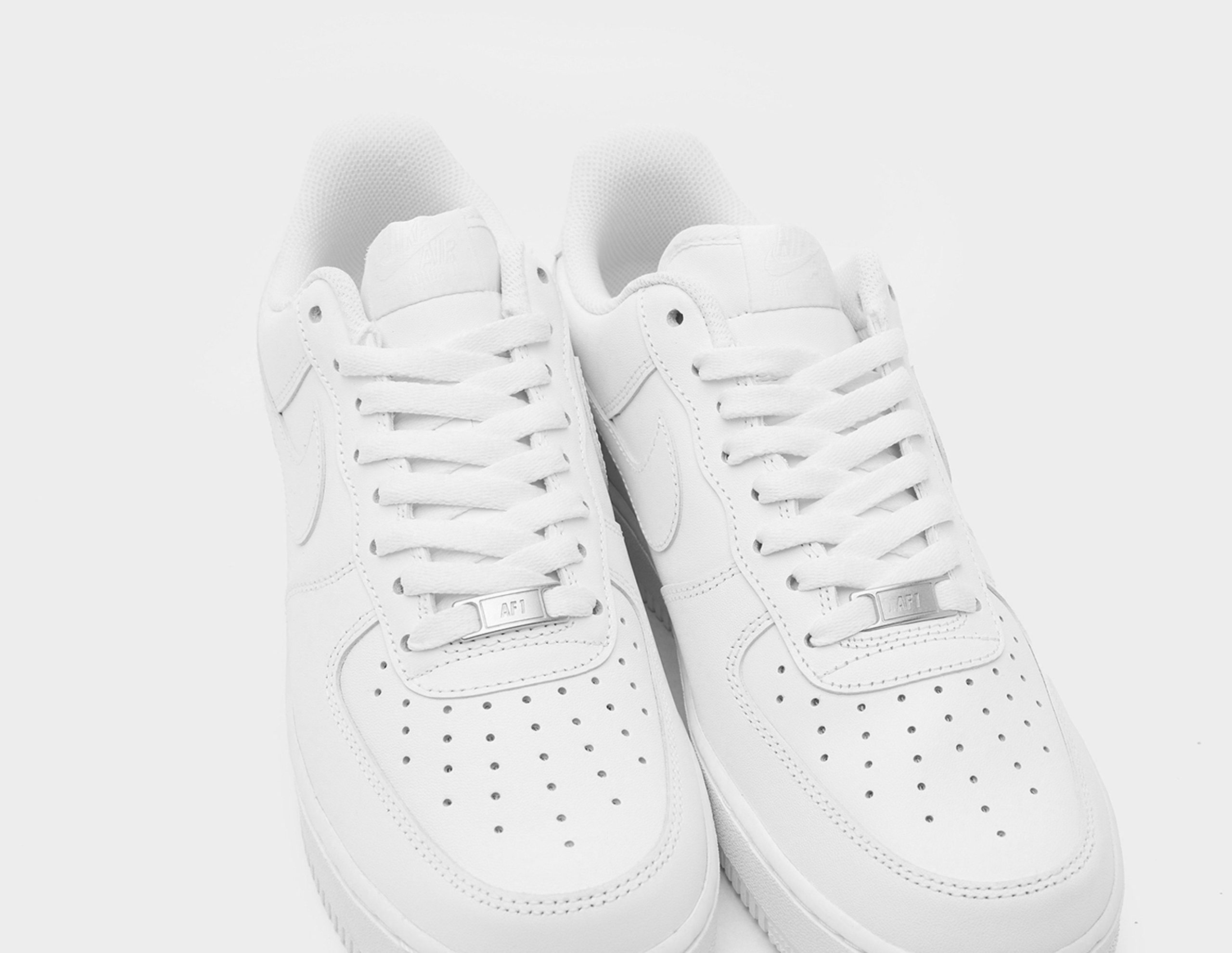 AF1 Low triple white