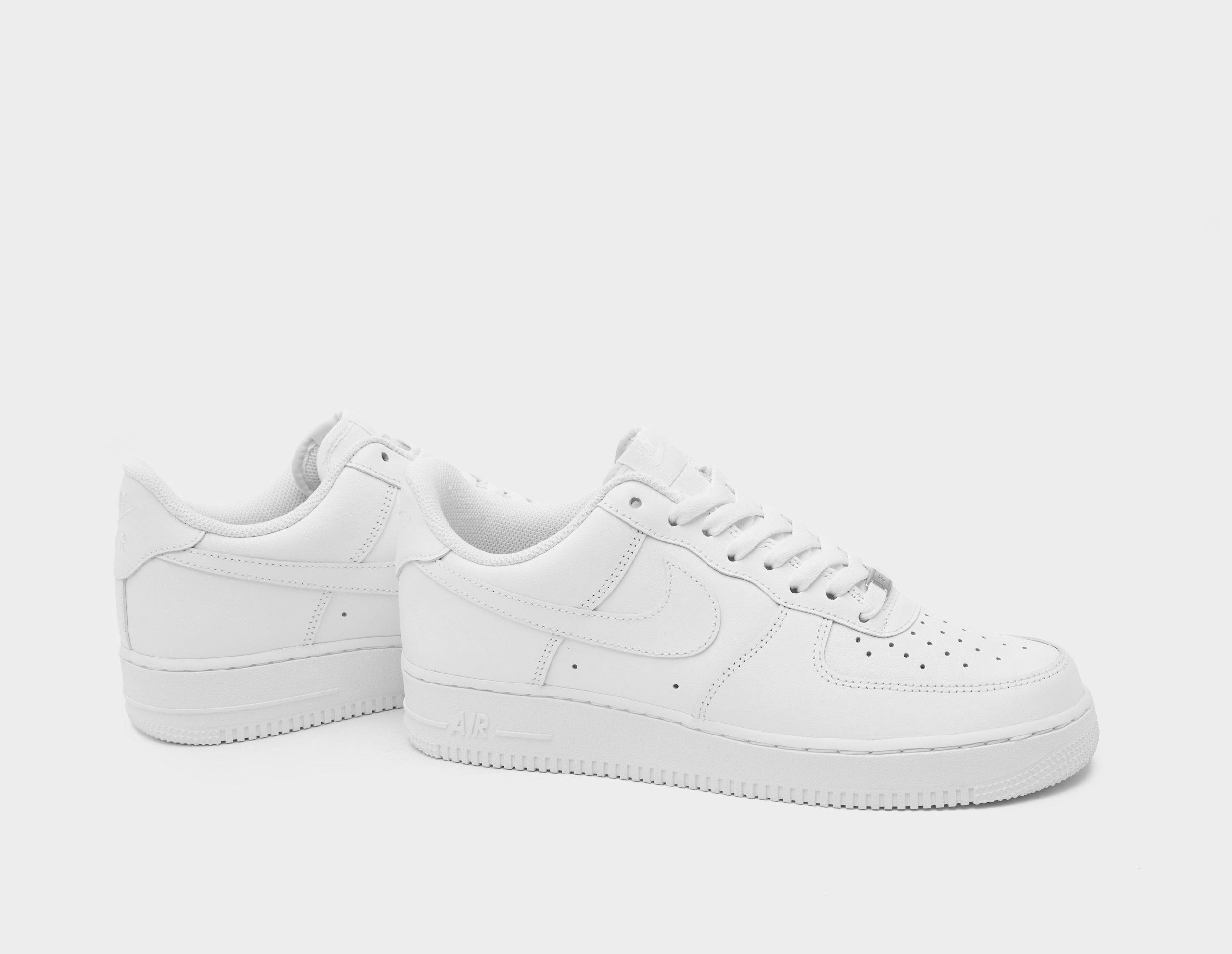 AF1 Low triple white